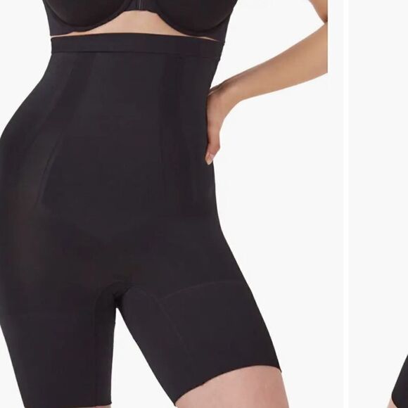 NWT Spanx OnCore High Waist Mid-Thigh
Shorts - Picture 1 of 8